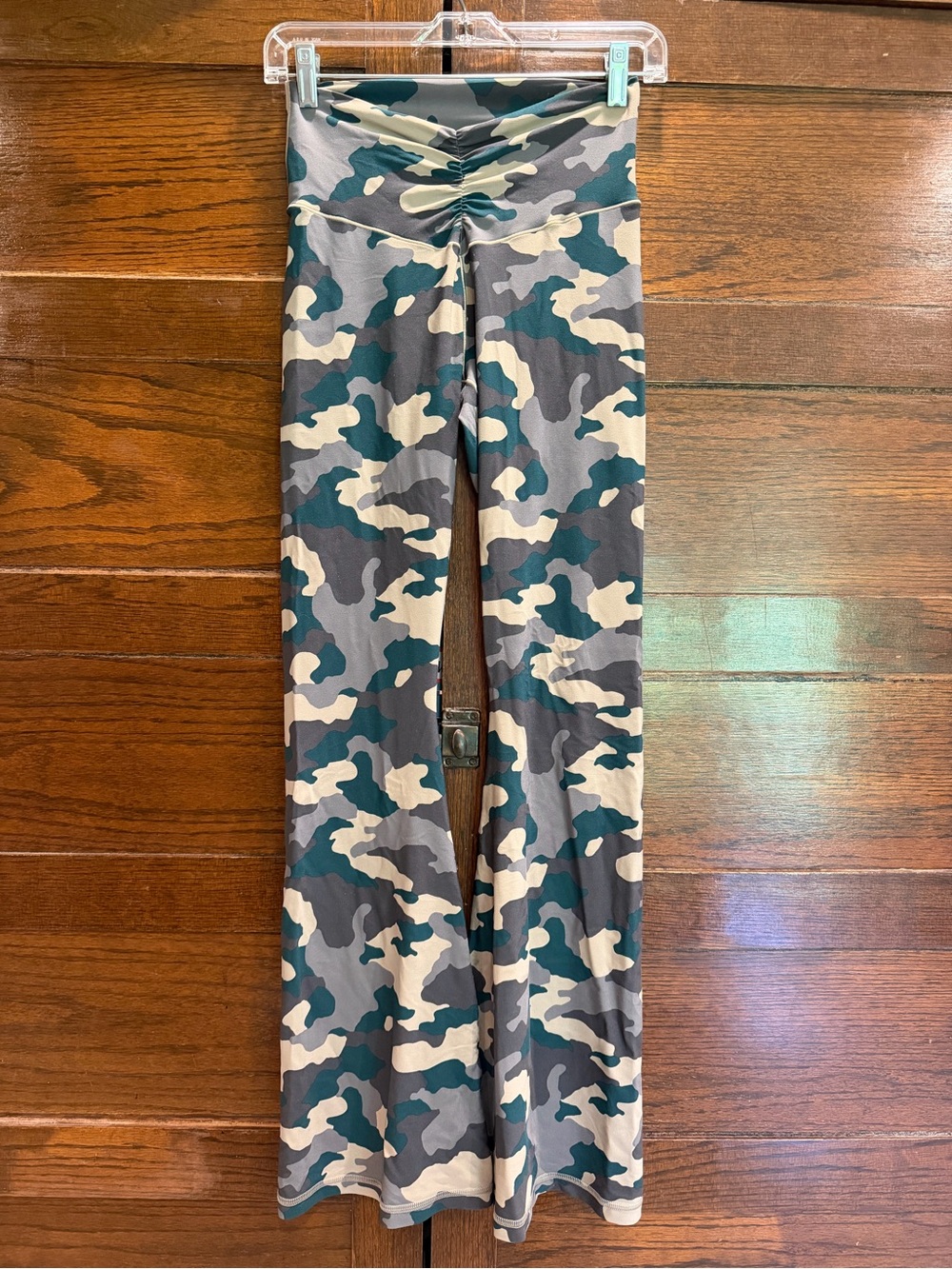 Offline by Aerie Large Real Me Flare Camo High Rise Leggings rouched waist soft
